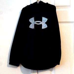 Girls Under Armour Hoodie size YSM 8